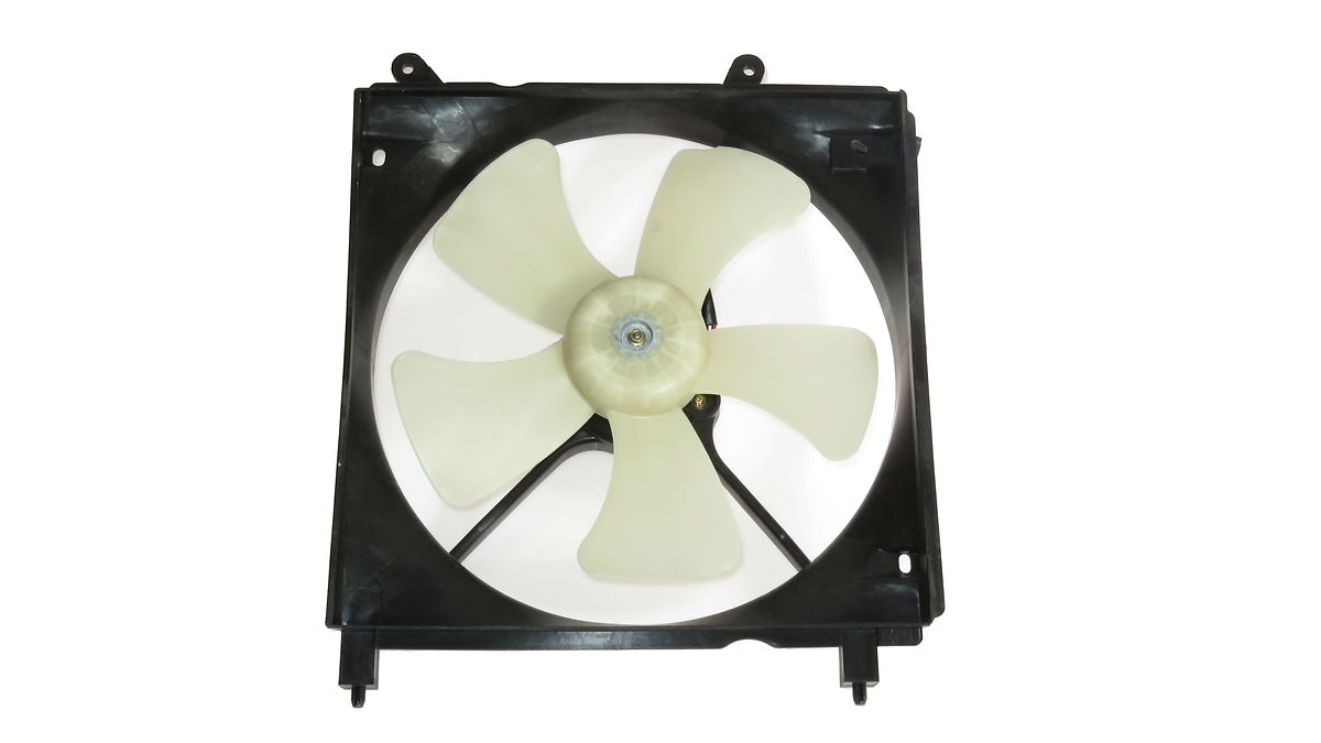 Диффузор радиатора охлаждения в сборе (мотор+рамка+вентилятор, 1.6L 1.8L 2L)
