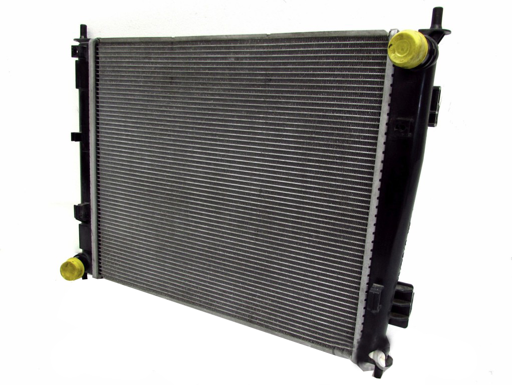 Радиатор охлаждения MT 1.6L