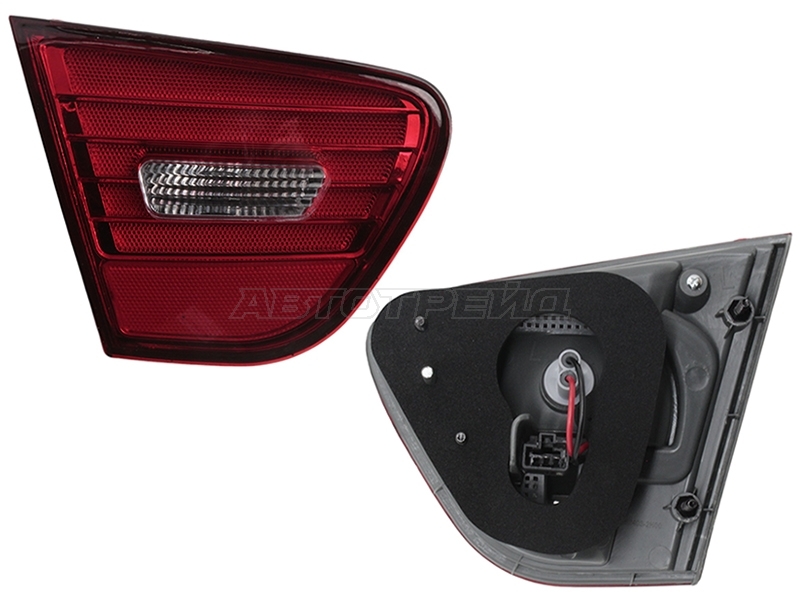 Фонарь в крышку багажника левый